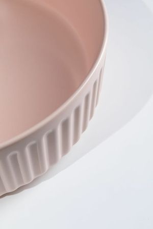 Раковина керамическая Allen Brau Fantasy 4.11032.SM 40х40 накладная цвет розовый без отверстий под смеситель