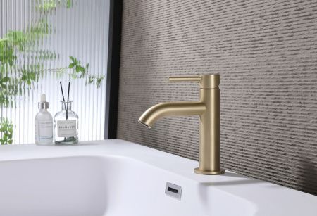 Смеситель Abber Wasser Kreis AF8110G на раковину золото