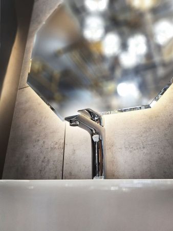 Смеситель для раковины AltroBagno Costanza AltroBagnoCostanza010218Cr на столешницу хром