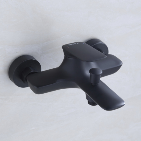 Душевая стойка Bond Cube B03-5788 настенная цвет черный матовый