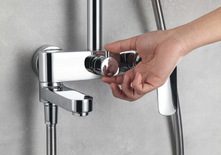 Душевая стойка Aquatek ВЕГА AQ2040CR настенная цвет хром