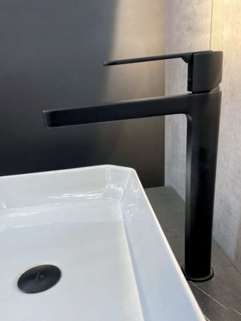 Смеситель для раковины AltroBagno Unione AltroBagnoUnione010221MB на столешницу черный