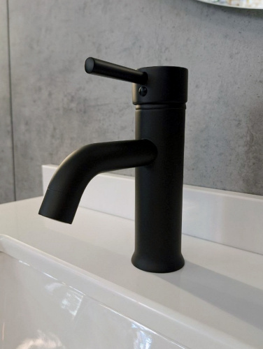 Смеситель для раковины AltroBagno Metropoli AltroBagnoMetropoli0122NeOp на раковину черный матовый - фото 3