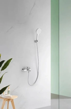 Смеситель для ванны Arrow AG3605 настенный хром