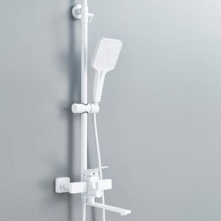 Душевая стойка Shevanik S6136C настенная цвет белый
