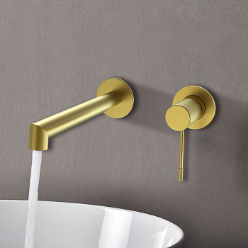 Смеситель Vincea Desire VBFW-1D1BG настенный брашированное золото