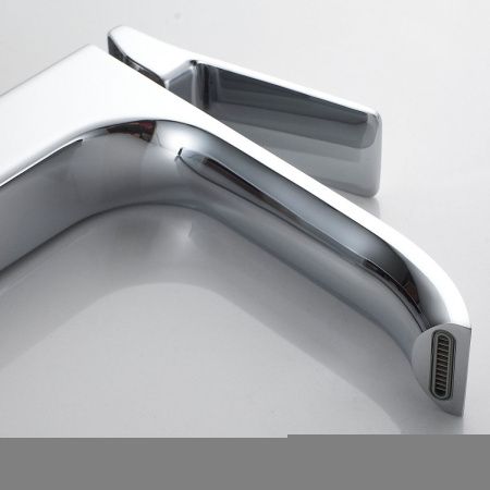 Смеситель для раковины Shevanik S4011 на столешницу хром