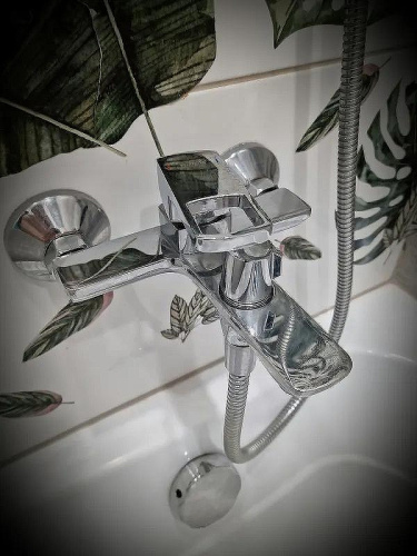 Cмеситель для ванны и душа Haiba HB60176 настенный хром - фото 3 Cмеситель для ванны и душа Haiba HB60176 настенный хром - фото 3