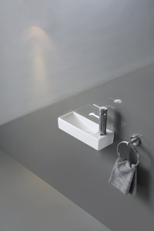 Раковина из санфаянса CeramaLux 9048FL 38х15 подвесная цвет белый 1 отверстие под смеситель