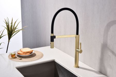 Смеситель для кухни Paulmark LEADER Le214101-LG на мойку золото