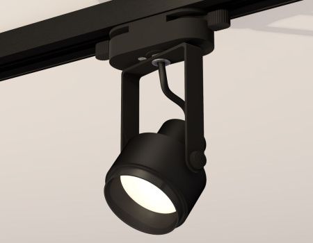 Трековый однофазный светильник Ambrella Light Track System (Трацк Сыстем) XT6602020