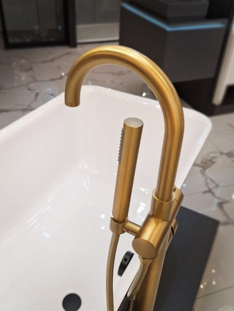 Смеситель для ванны AltroBagno Metropoli AltroBagnoMetropoli020203OrSp напольный золото матовое