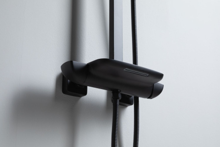 Душевая стойка Allen Brau Infinity 5.21030-31 настенная цвет черный