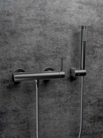 Смеситель для ванны и душа Knotlor ECLIPSE SS-22/GM настенный вороненая сталь