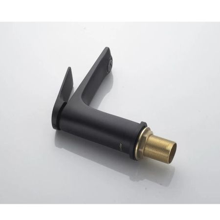 Смеситель Knotlor VIGOR KN-70/BL на раковину черный