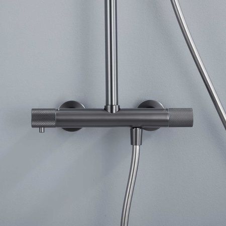 Душевая стойка Vincea Desire VSFS-1D0TGM настенная цвет вороненая сталь с термостатом