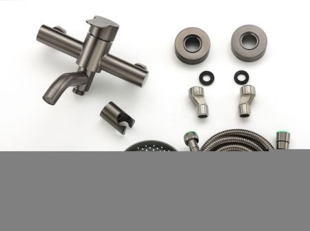 Смеситель для ванны и душа Fmark FS8206Q настенный графит