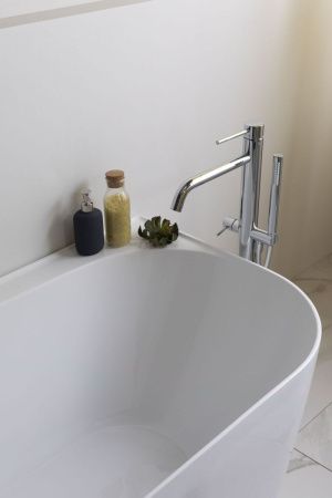 Ванна акриловая Allen Brau Priority 2.31003.20 170х80 пристенная овальная