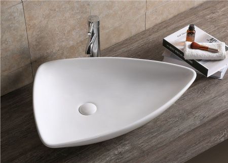 Раковина из сантехнического фарфора Cerutti SPA CR7014 70х40 накладная цвет белый без отверстий под смеситель