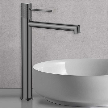 Смеситель Vincea Desire VBF-1D2GM на столешницу вороненая сталь