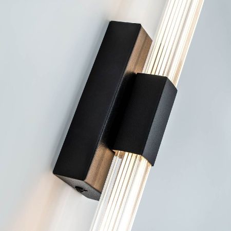 Светильник настенный LED4U L2242-800 BK