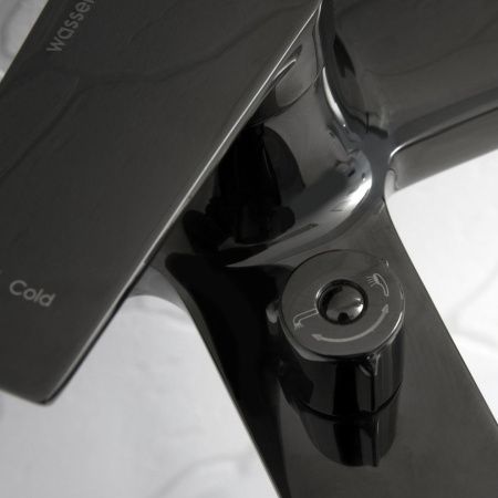 Смеситель для ванны Wasserkraft Glan 6600 6601 настенный черный