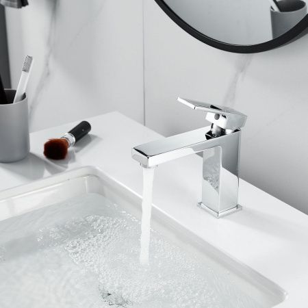 Смеситель Raffine F0196 на раковину хром