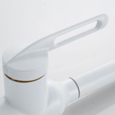 Смеситель для кухни Raffine F103C на мойку белый