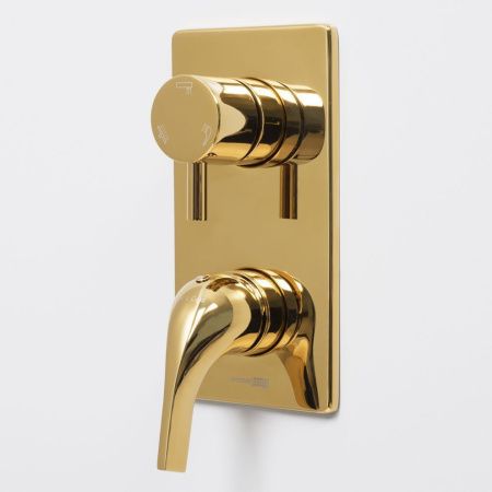 Смеситель для ванны и душа Wasserkraft Sauer 7100 7171 встраиваемый в стену золото