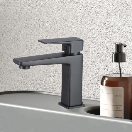 Смеситель WesnaArt Narcis NAR06-210BL-25100 на раковину черный