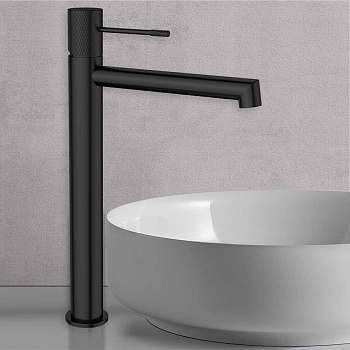 Смеситель Vincea Desire VBF-1D2MB на столешницу черный