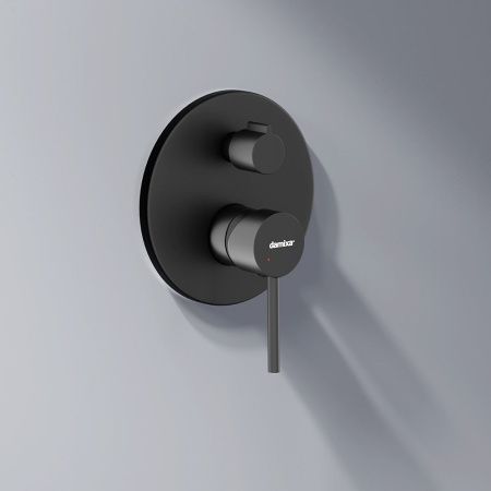 Душевая система Damixa Scandinavian Pure 936510300 встраиваемая в стену цвет черный