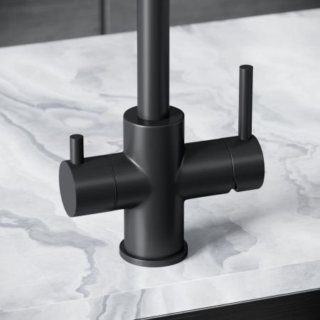 Смеситель для кухни Sancos Vela SC4013MB на мойку черный