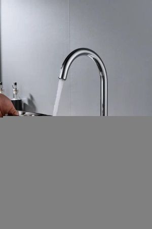 Смеситель для кухни Shevanik S128 на мойку хром