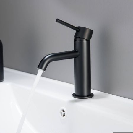 Смеситель Aquatek ЕВРОПА AQ1310MB на раковину черный