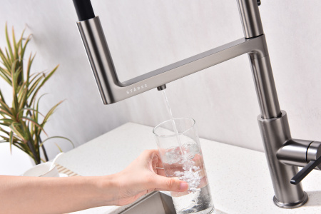 Смеситель для кухни Paulmark TORNADO To213402-GM на мойку серый