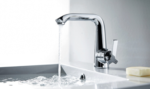 Смеситель Bravat Waterfall F173107C-1 на столешницу хром - фото 2