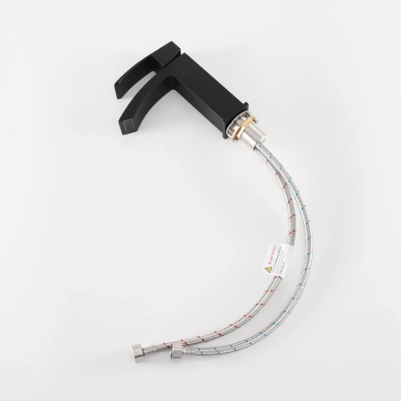 Смеситель Gid Cascada Victoria L120-BM-K (L120BMK) на раковину черный матовый