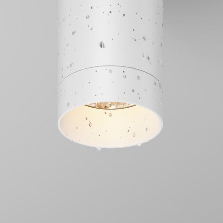 Уличный потолочный светодиодный светильник Maytoni Outdoor Luxe O500CL-L5W3K