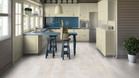 Ламинат Tarkett Estetica 933 Дуб Натур белый Т028094 толщина 0,9 см 33 класс 1292х194