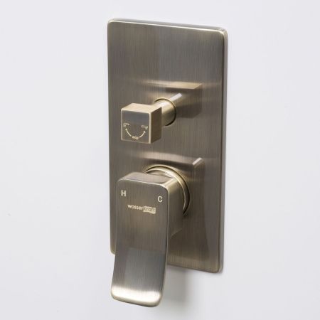 Смеситель для ванны и душа Wasserkraft Exter 1600 1641 встраиваемый в стену бронза