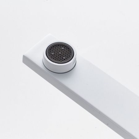 Душевая стойка Shevanik S6136C настенная цвет белый