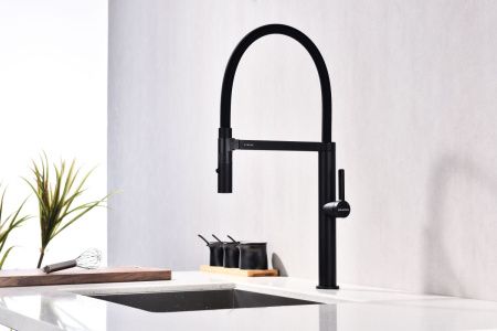 Смеситель для кухни Paulmark LEADER Le214101-AN на мойку черный