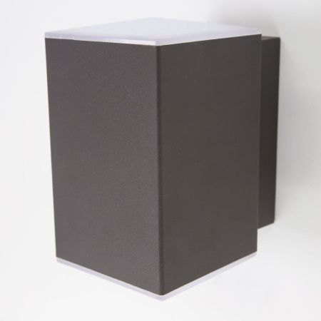 Уличный настенный светильник Citilux Garda (Гарда) CLU0002