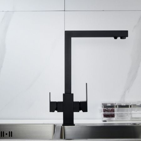 Смеситель для кухни Shevanik S148H на мойку черный