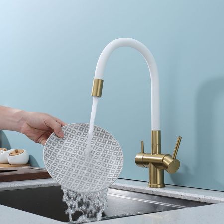 Смеситель для кухни Splenka S70 S70.64.03 на мойку золото