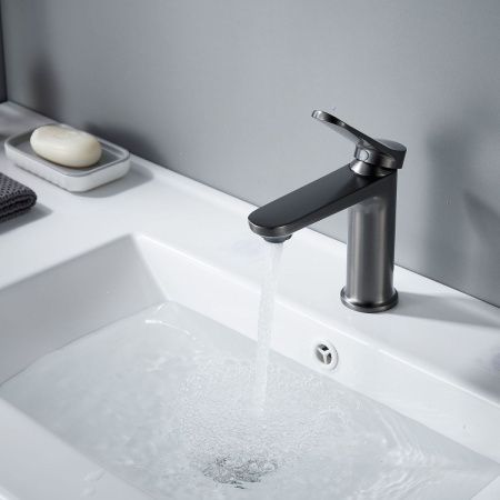 Смеситель Shevanik S43T S4301T на раковину оружейная сталь