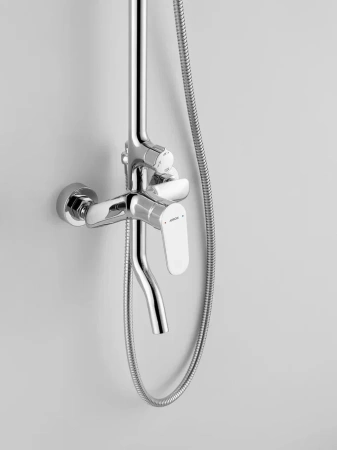 Душевая стойка Arrow AHMG33013CP настенная цвет хром