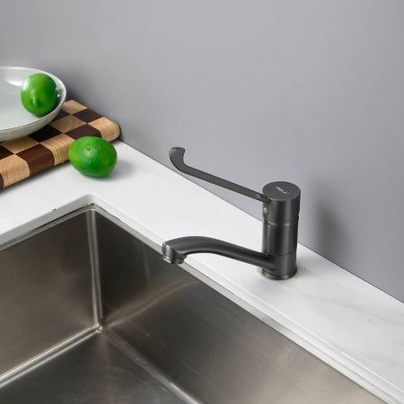 Смеситель для кухни BELZ B19019-3 на мойку оружейная сталь