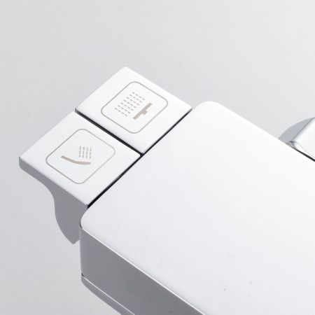 Душевая стойка Shevanik S4226 настенная цвет хром